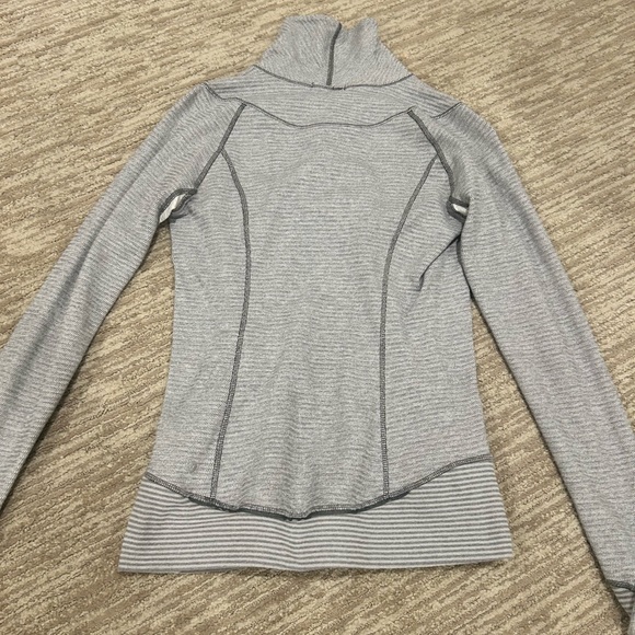 Lululemon Pullover - Picture 2 of 6